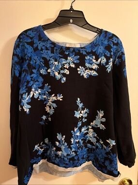 Alfred Dunner Women's Black & Blue Floral Boatneck Top